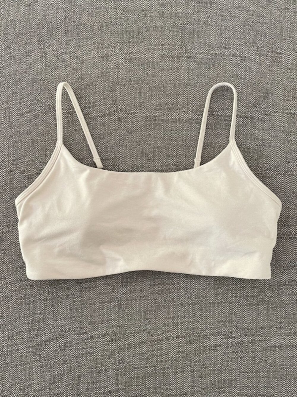 Vuori Halo Essential Bra in Milkweed - Size L - Style VW1110
